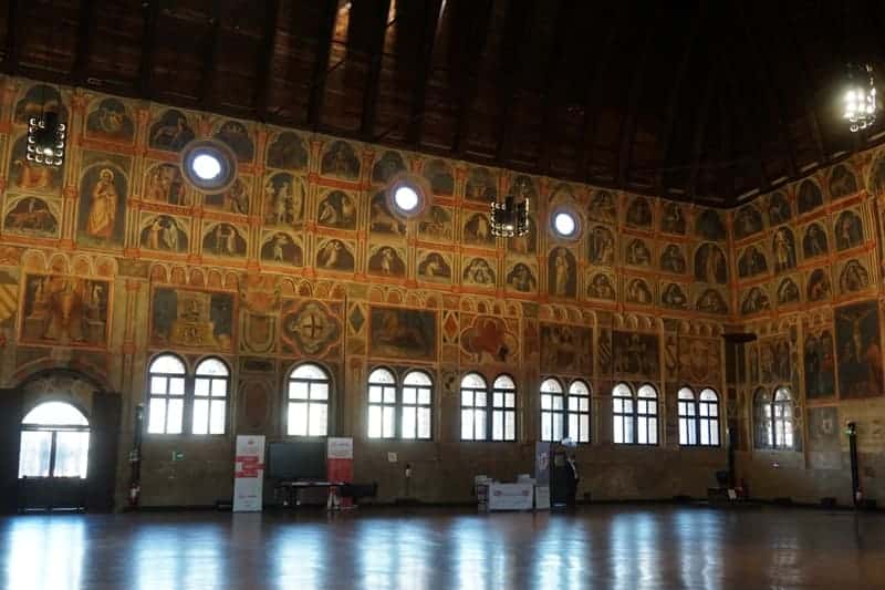Das 200 m lange Freske im Palazzo della Ragione